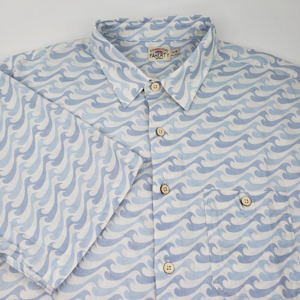 Faherty Movement Mens Short Sleeve Shirt XL Ivory Endless Peaks All Over Print